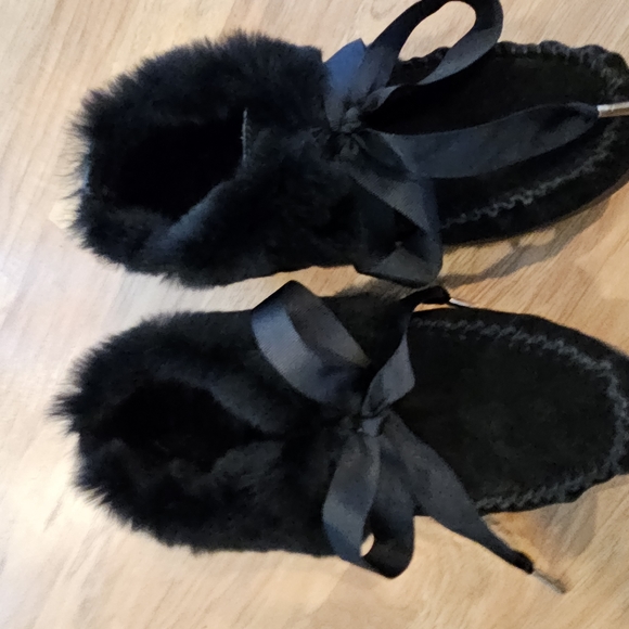 Tory Burch Aberdeen Fur Slippers size 7 - Picture 5 of 6